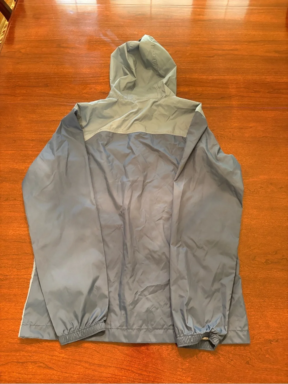 Columbia Two-Tone Blue Lightweight Hooded Windbreaker Jacket, Youth XL